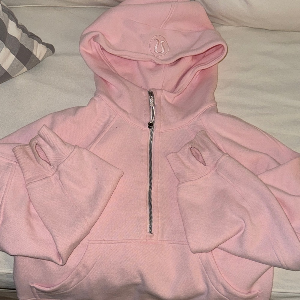 Lululemon Scuba sweatshirt Strawberry Milkshake